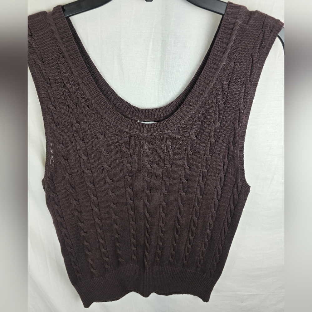NWOT George Brown Cable Knit Sleeveless Sweater Vest Sz L - Picture 3 of 8